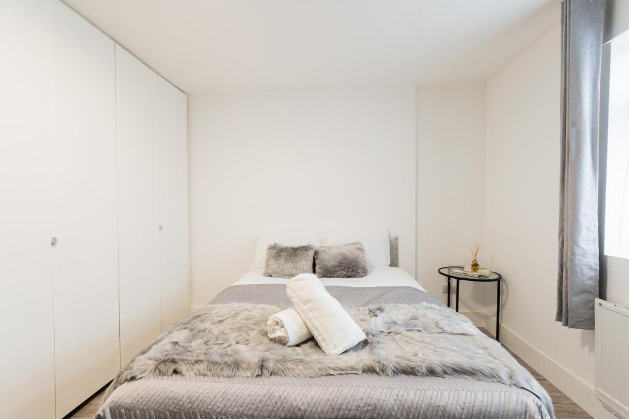 Large Studio Apartment 30 Mins To Oxford Street London Exterior photo