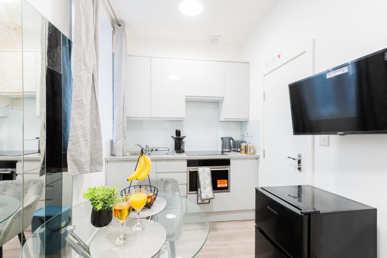 Large Studio Apartment 30 Mins To Oxford Street London Exterior photo