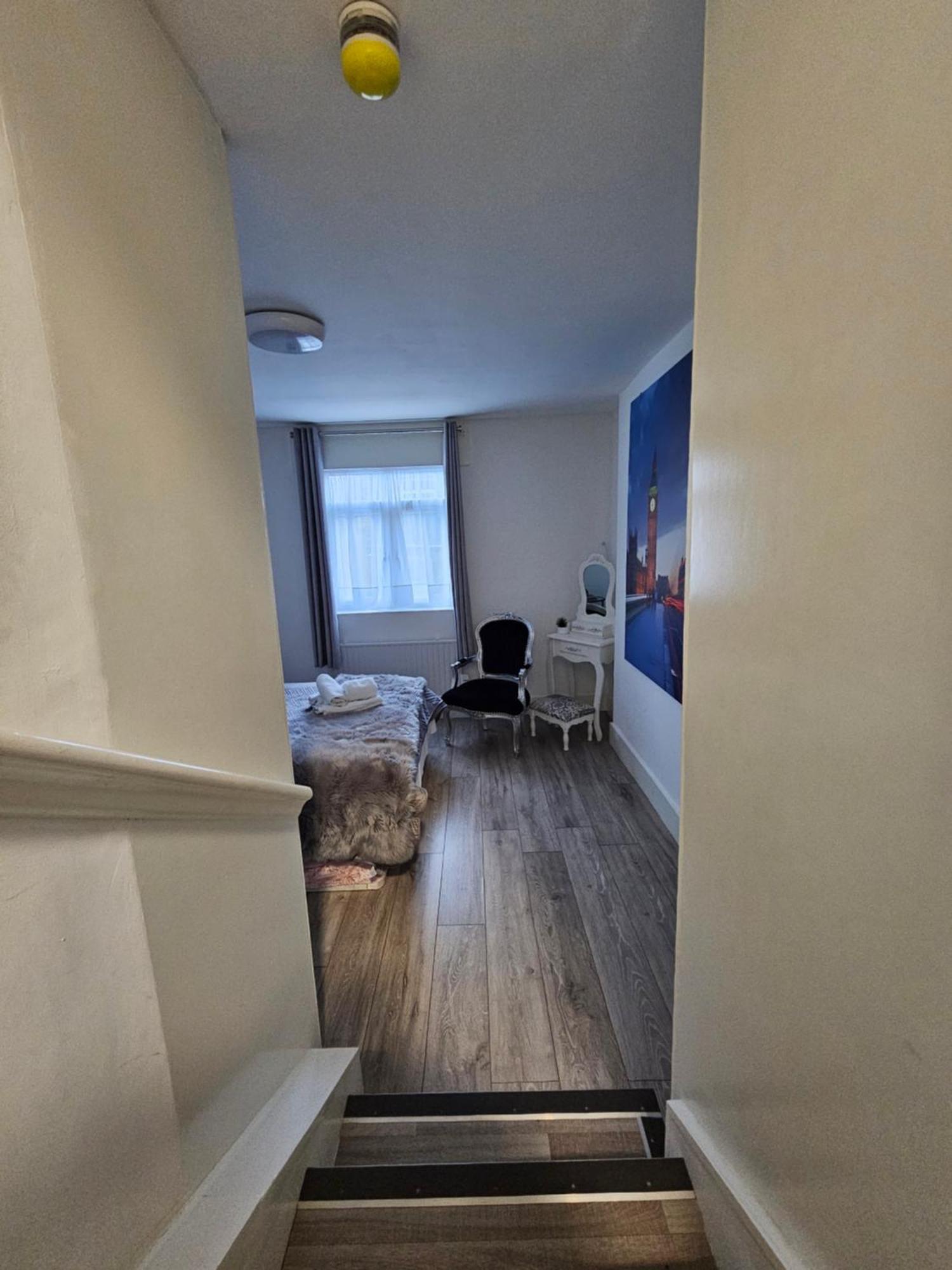 Large Studio Apartment 30 Mins To Oxford Street London Exterior photo